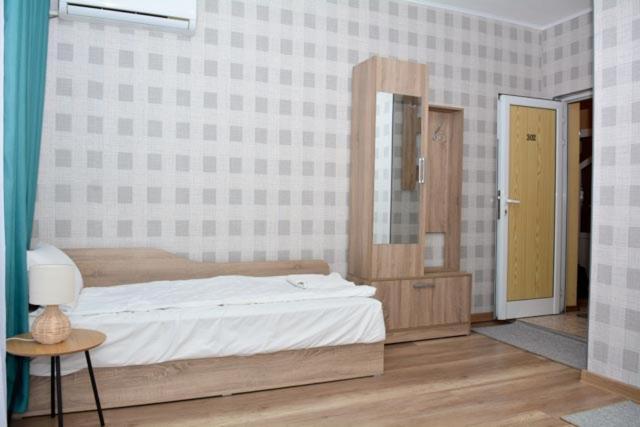 Hotel Rade 1 Vratsa Екстер'єр фото