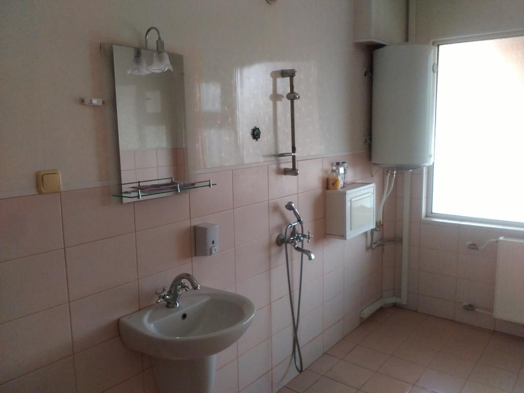 Hotel Rade 1 Vratsa Екстер'єр фото
