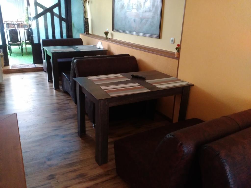 Hotel Rade 1 Vratsa Екстер'єр фото